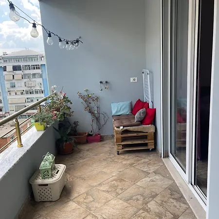 Apartment Urban Escape